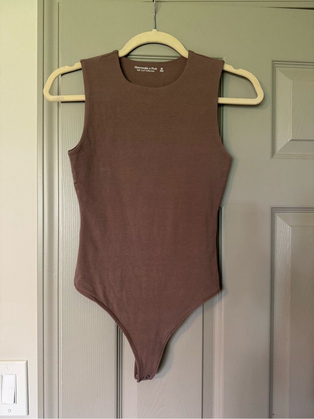 Abercrombie & Fitch Women’s Chocolate Brown Sleeveless Bodysuit